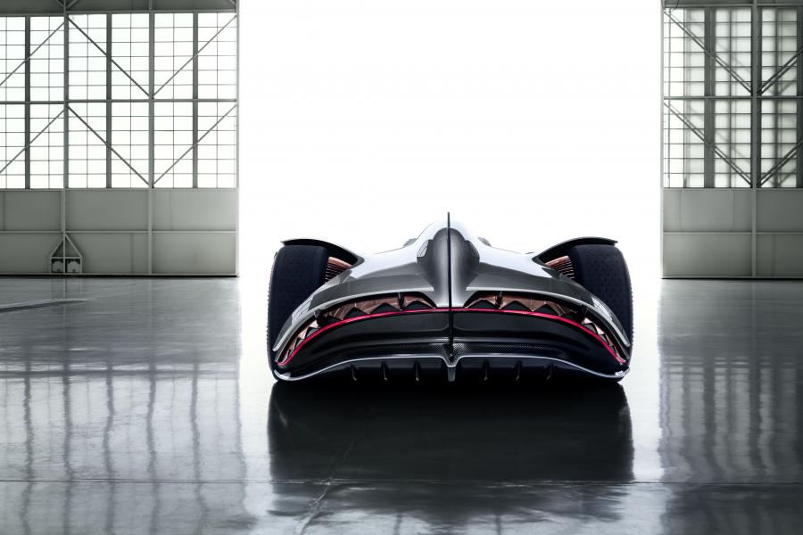  Mercedes-Benz Vision EQ Silver Arrow 2018 года  (фото 7 из 34)